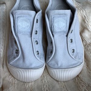 Soft grey Palladium slide on sneakers Boy or Girl